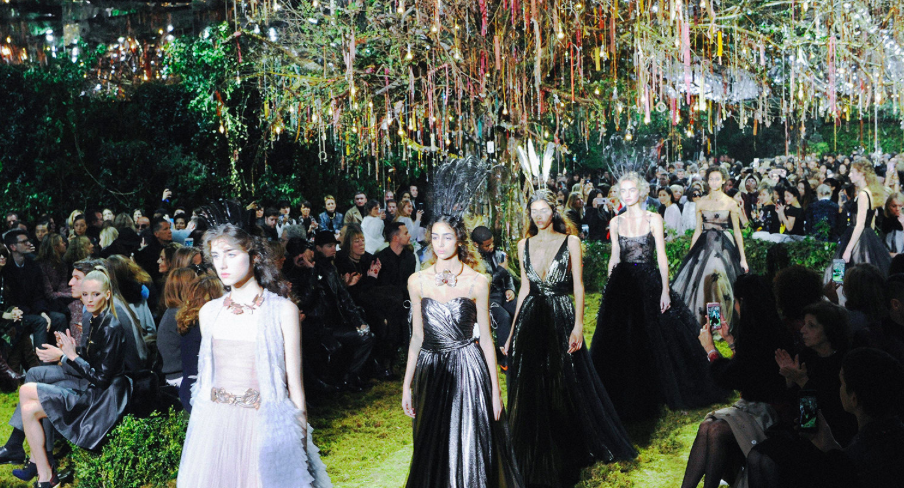 (Reportage) Le meilleur de la Semaine de la Haute Couture SS17 à&nbsp;Paris