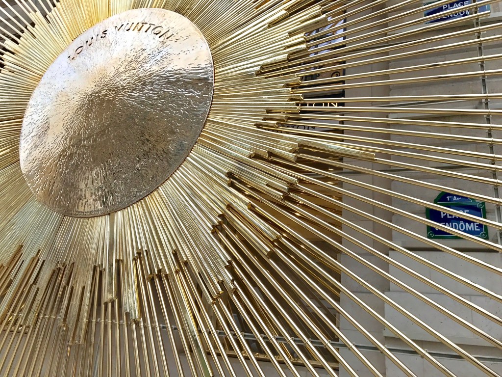 (Coup de coeur) Le nouveau vaisseau amiral Louis Vuitton place Vendôme 